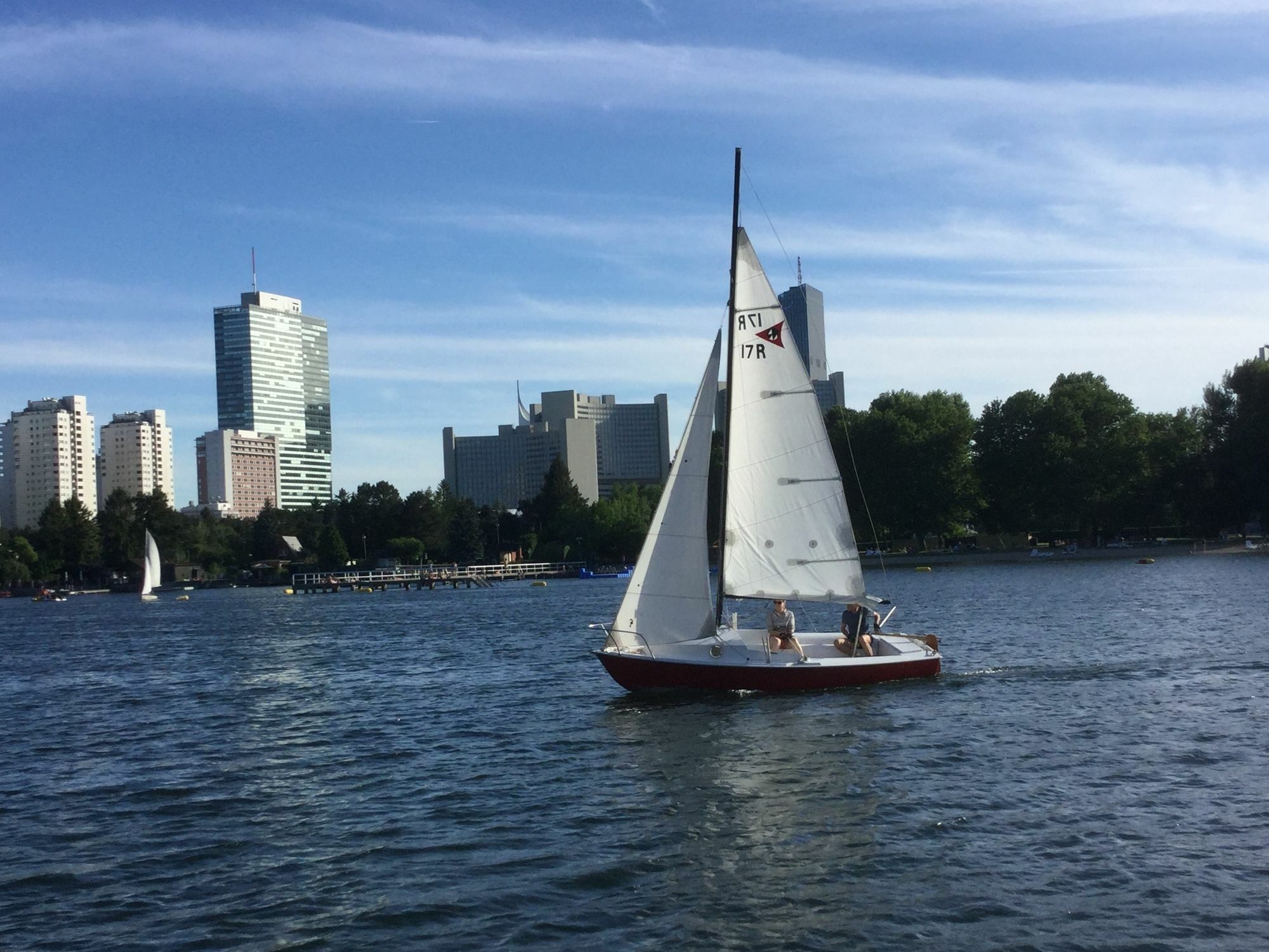 Ajo Apartments - Alte Donau Waterfront - Self-Check-In Apartment