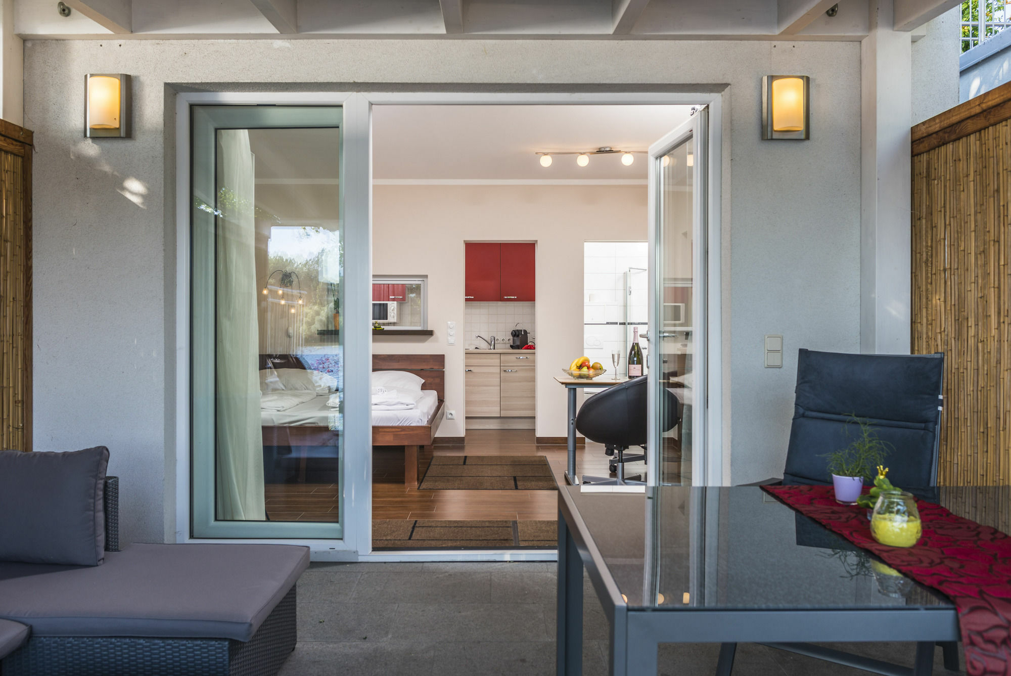 Ajo Apartments - Alte Donau Waterfront - Self-Check-In Apartment *