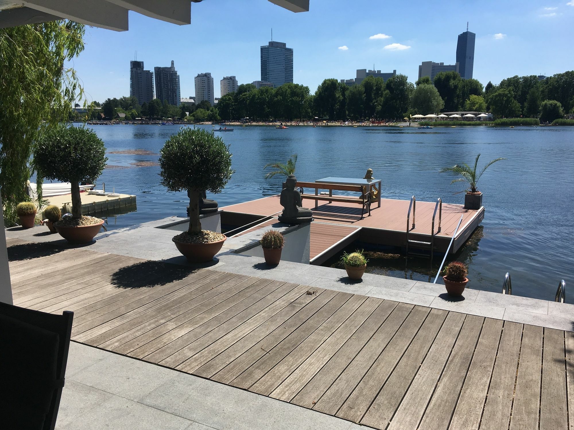 Ajo Apartments - Alte Donau Waterfront - Self-Check-In Apartment Vienna