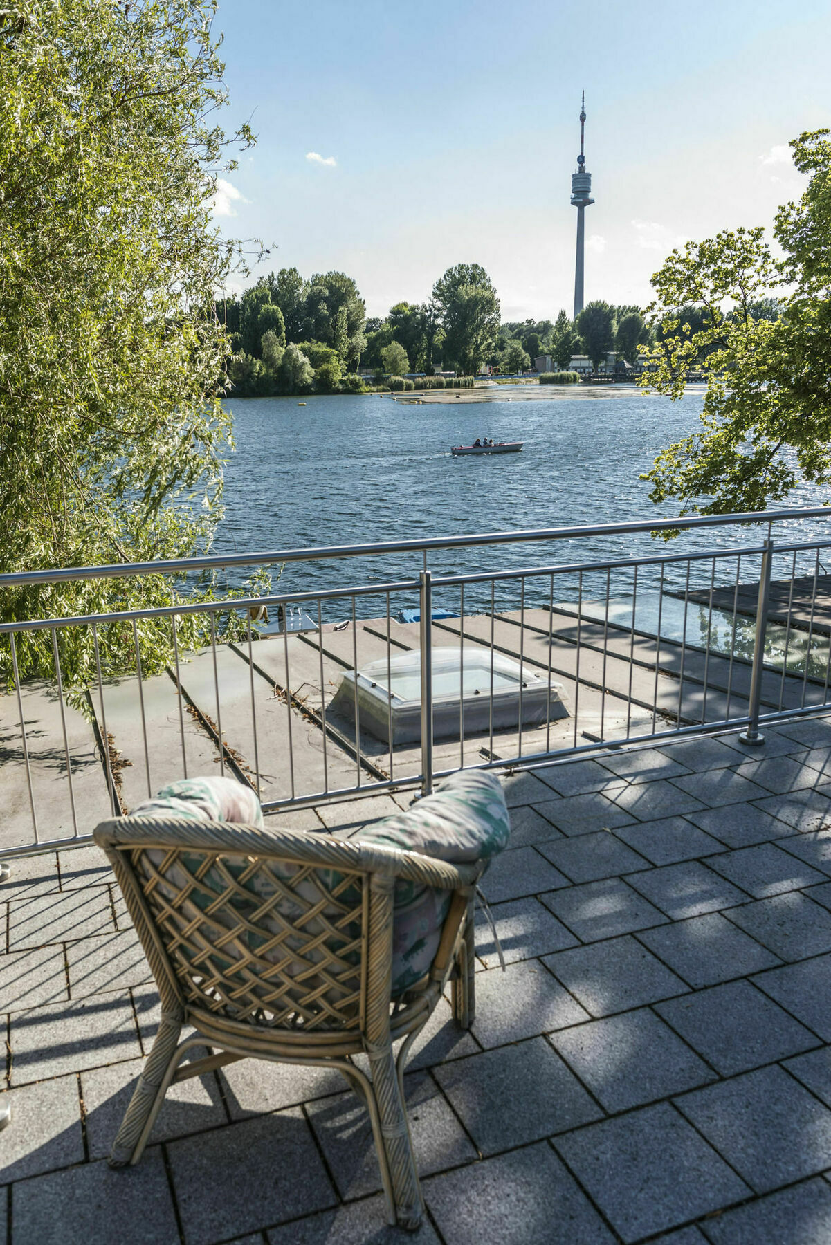 Ajo Apartments - Alte Donau Waterfront - Self-Check-In *